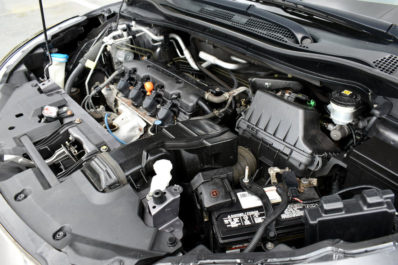 Used 2019 Honda HR-V Sport image 45