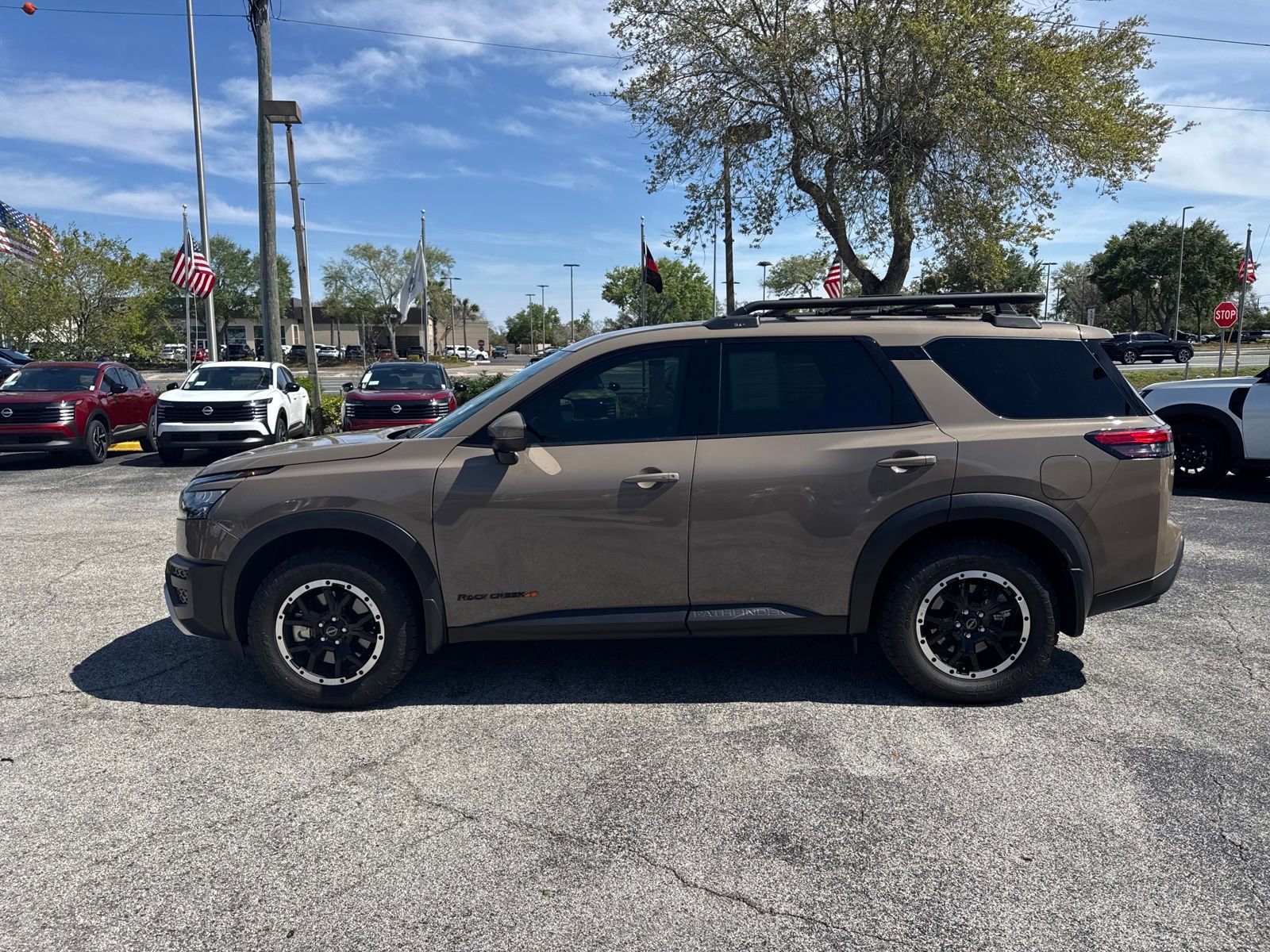 Used 2025 Nissan Pathfinder Rock Creek image 10