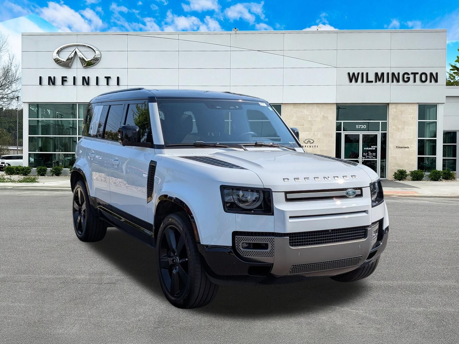 Used 2024 Land Rover Defender 110 X-Dynamic SE