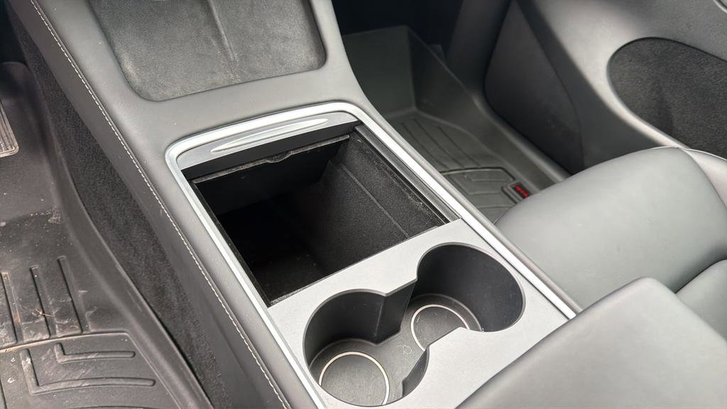 Used 2023 Tesla Model Y Long Range image 23