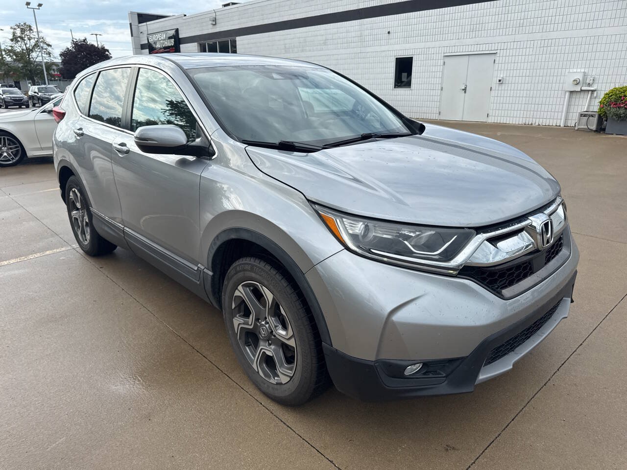 Used 2018 Honda CR-V EX image 7