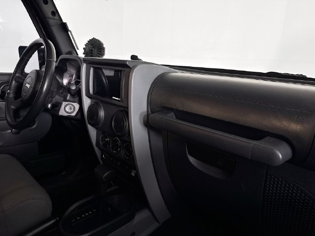 Used 2010 Jeep Wrangler Rubicon w/ Trailer Tow Group AWD/4WD image 20