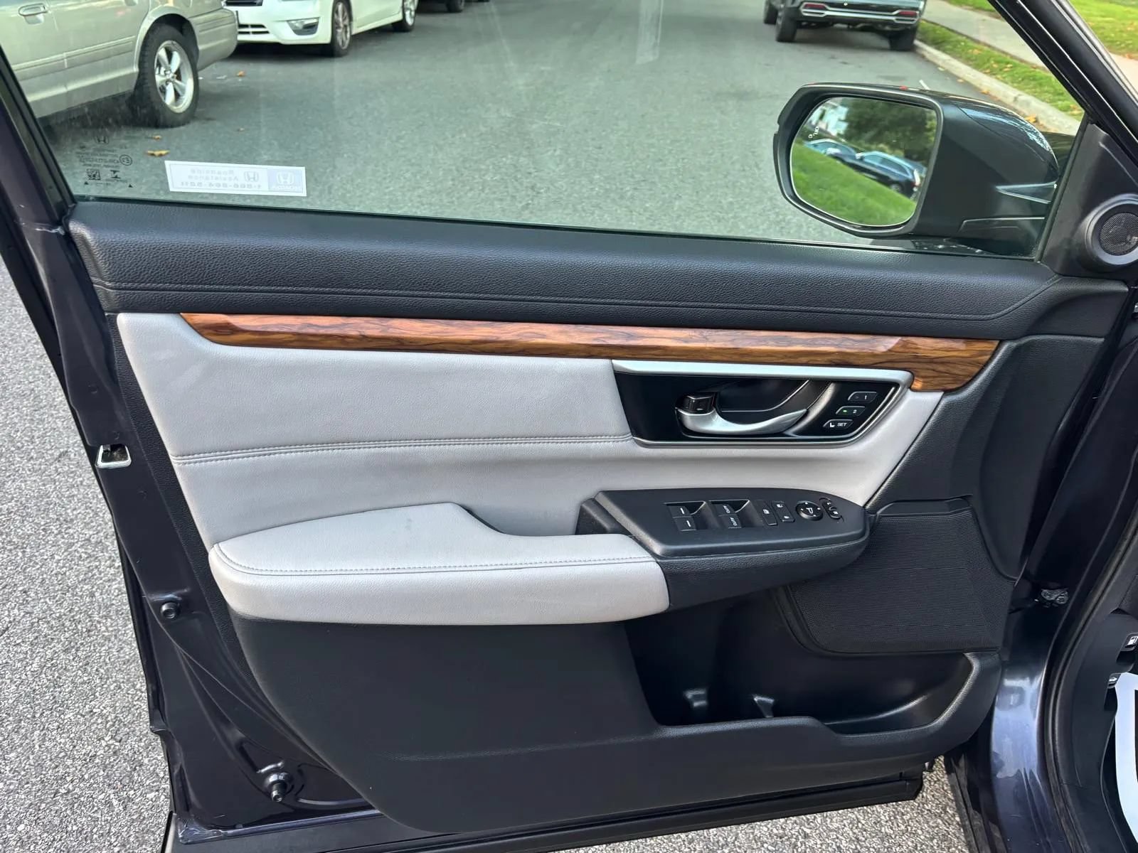 Used 2019 Honda CR-V EX-L image 11