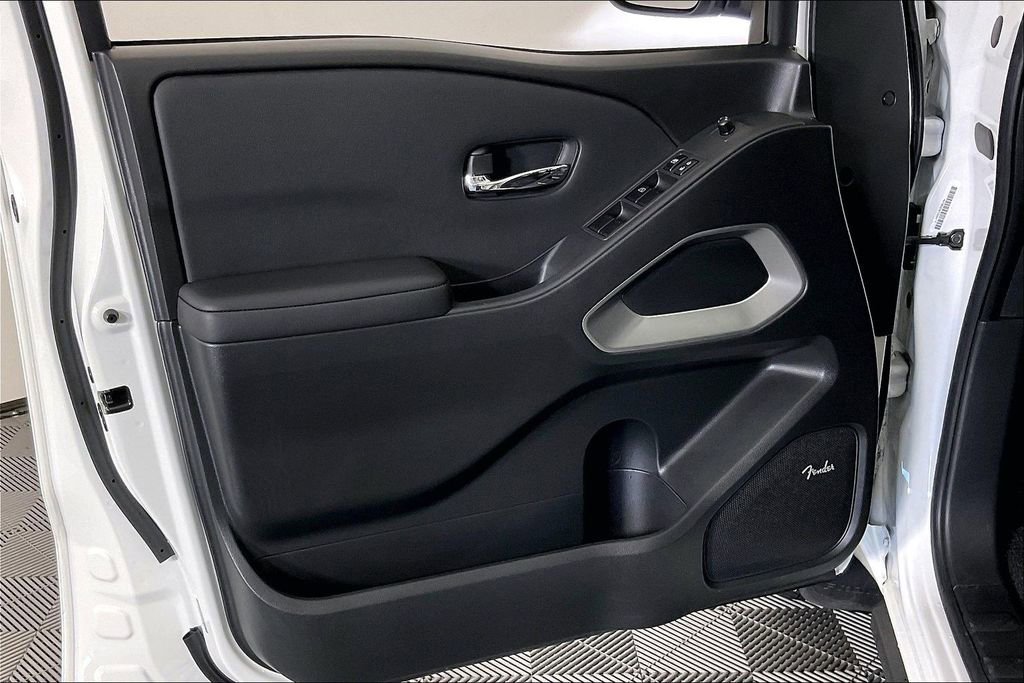 Used 2024 Nissan Frontier SL w/ Technology Package image 25