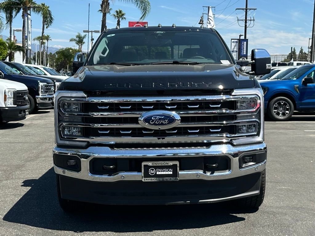 New 2025 Ford F350 Lariat w/ Black Appearance Package AWD/4WD image 3