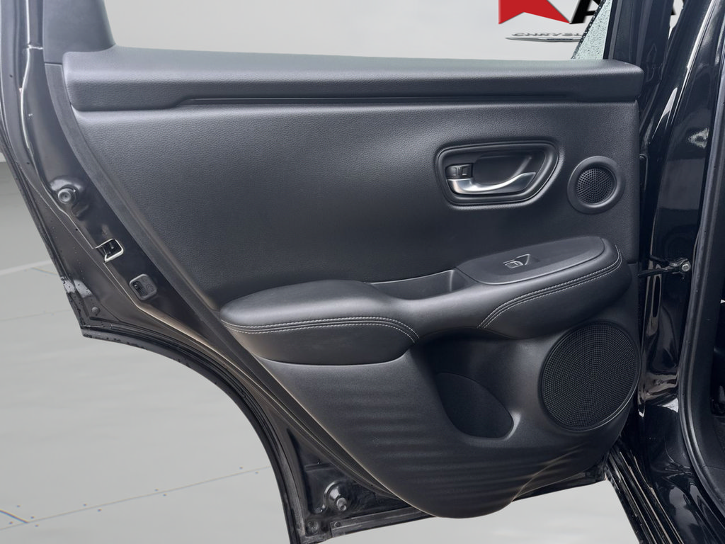 Used 2024 Honda HR-V EX-L image 25