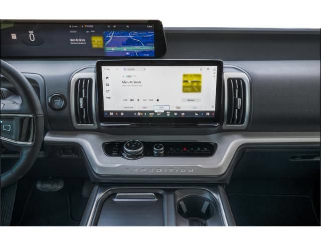 New 2026 Ford Expedition Active RWD image 9