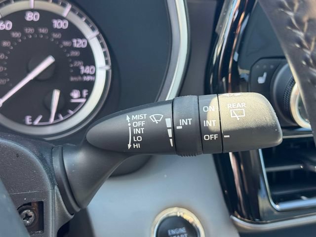 Used 2022 Toyota Highlander XLE AWD/4WD image 31