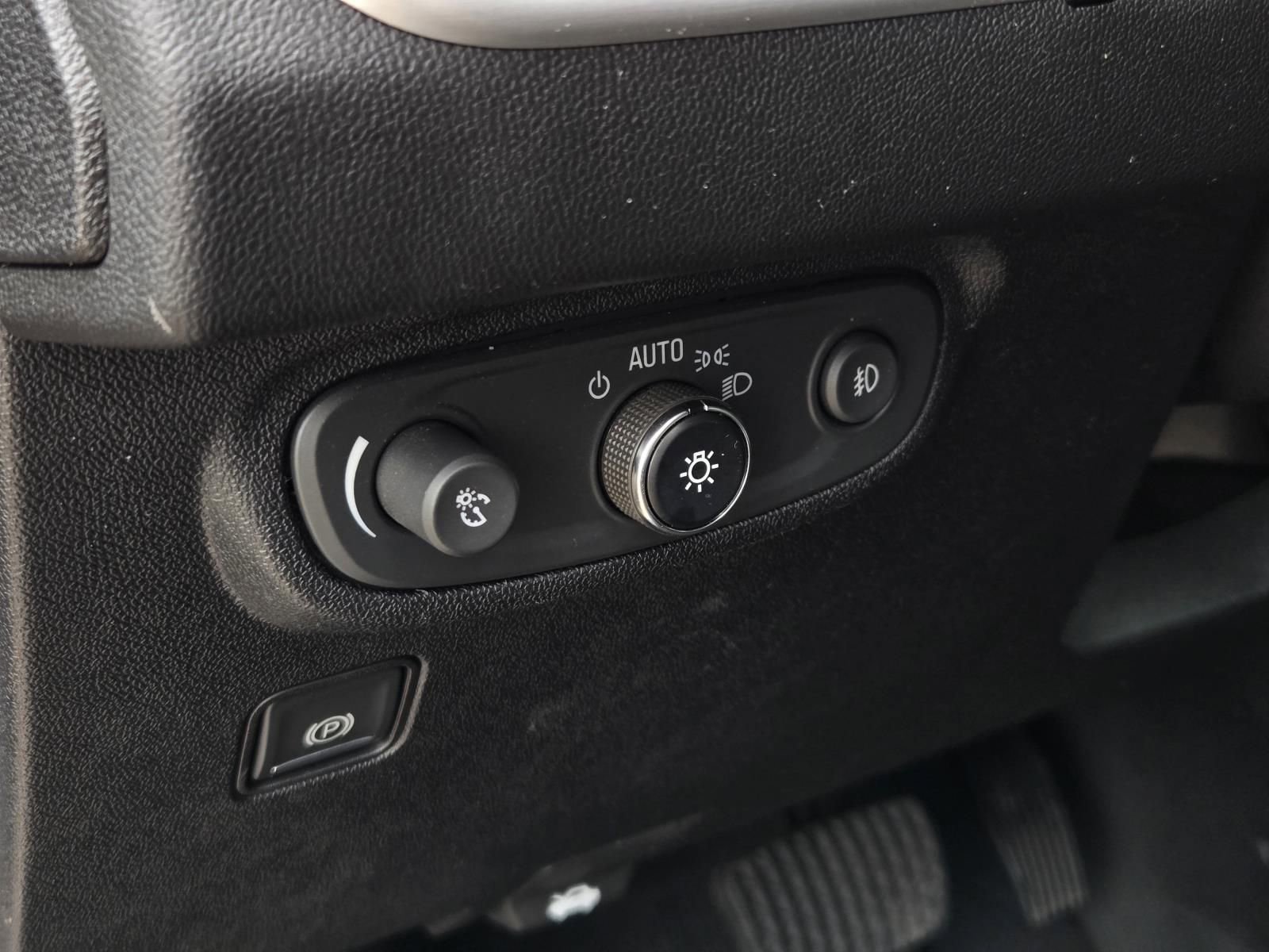 Used 2019 GMC Terrain SLT image 21