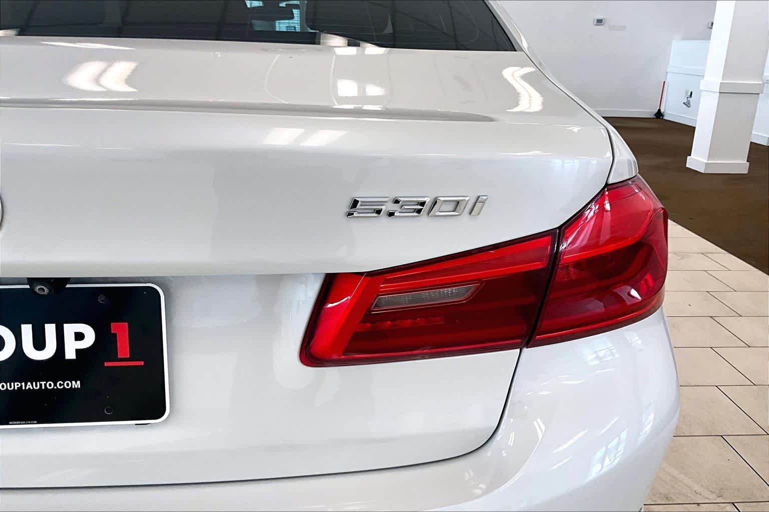 Used 2020 BMW 530i w/ Premium Package RWD image 28