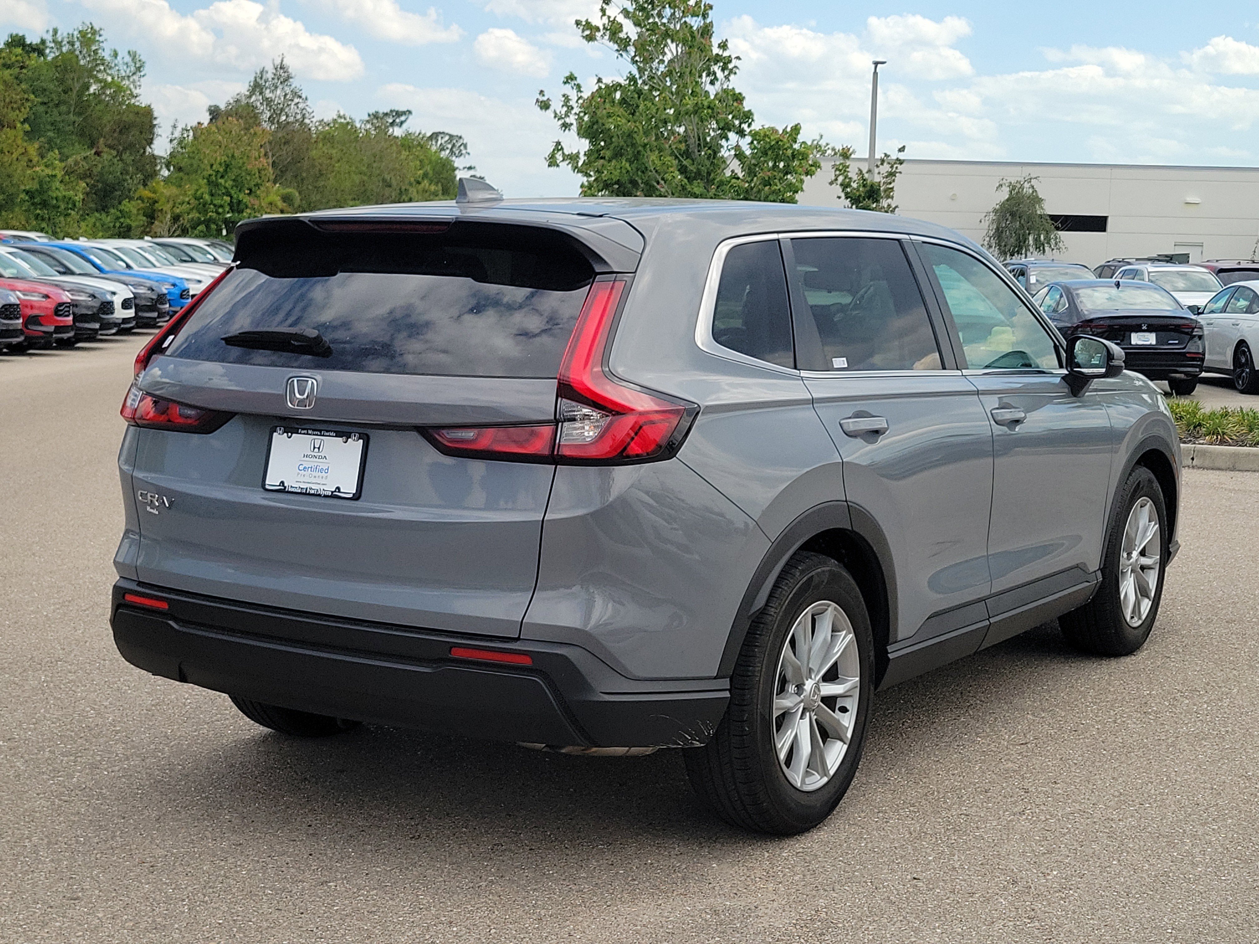 Used 2024 Honda CR-V EX image 6