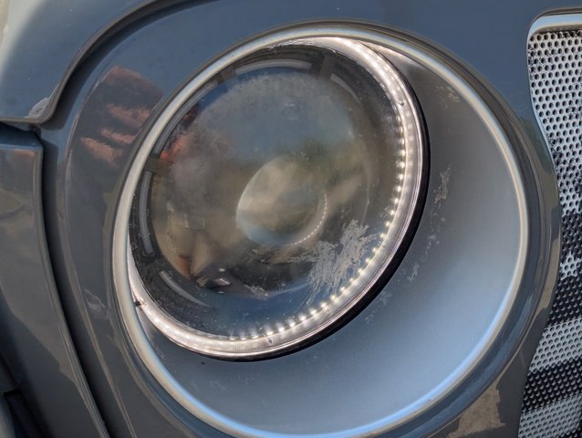 Used 2020 Jeep Wrangler Unlimited Sahara AWD/4WD image 4