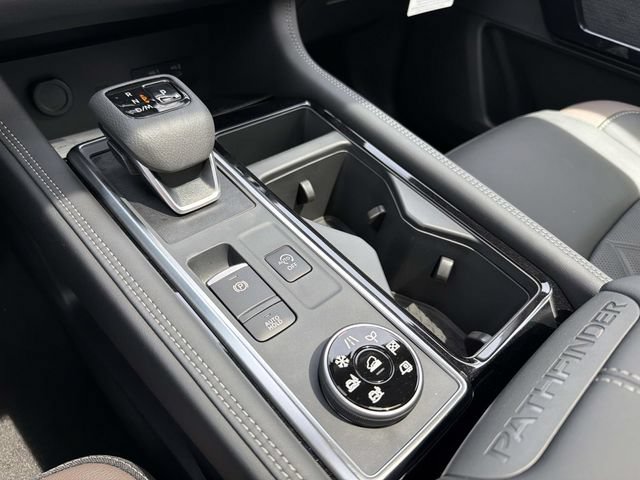 New 2026 Nissan Pathfinder Platinum AWD/4WD image 21