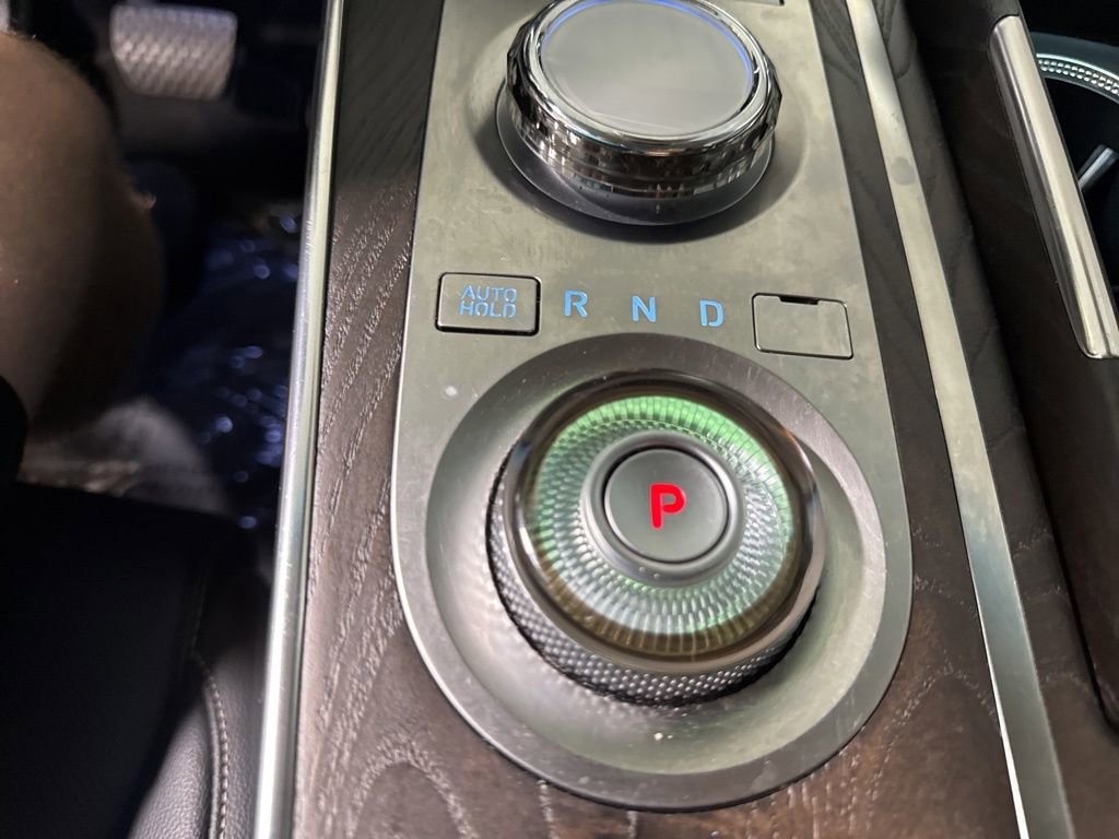 Used 2024 Genesis GV80 2.5T image 32