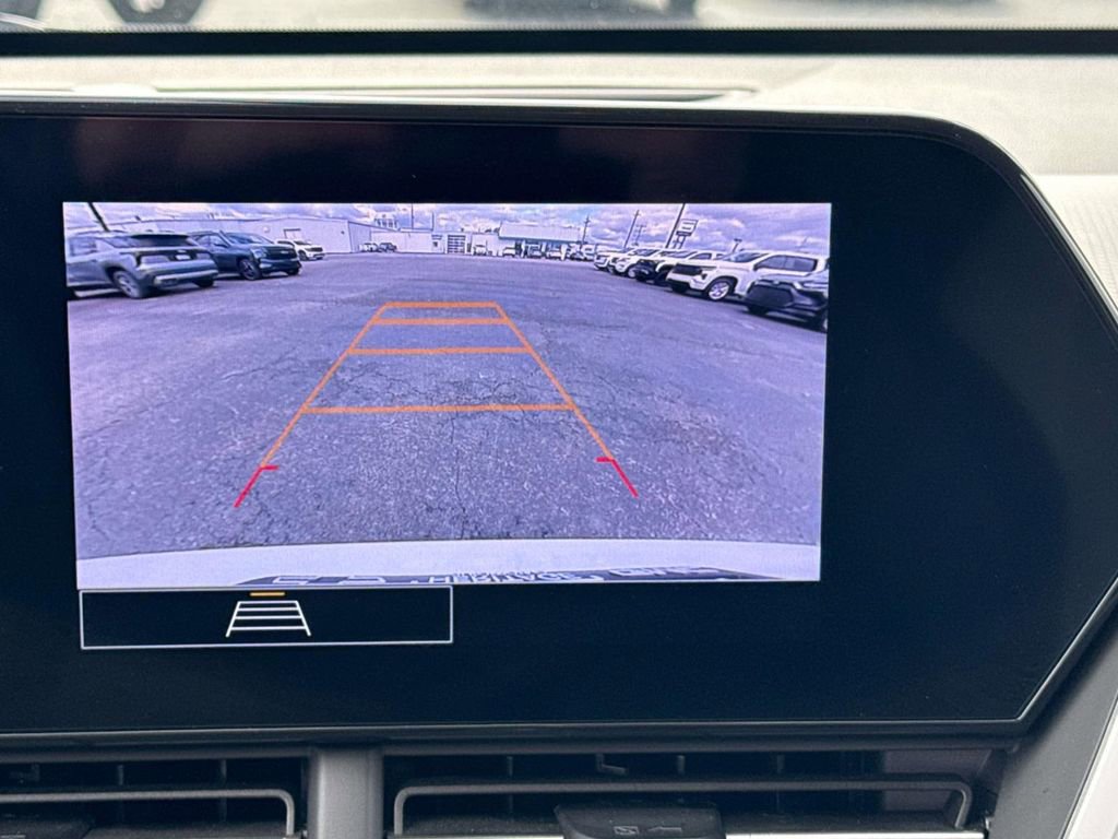 Certified 2025 Chevrolet Trax LS image 28