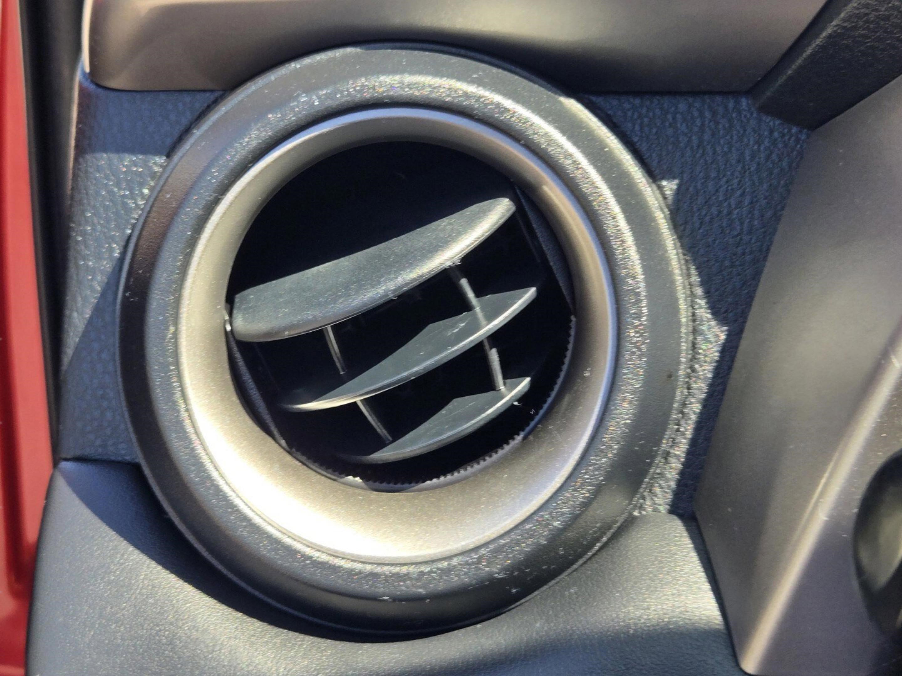Used 2016 Toyota RAV4 Limited image 55