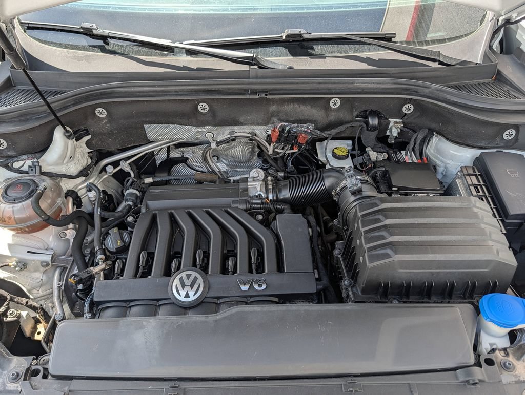 Used 2018 Volkswagen Atlas SEL Premium AWD/4WD image 11