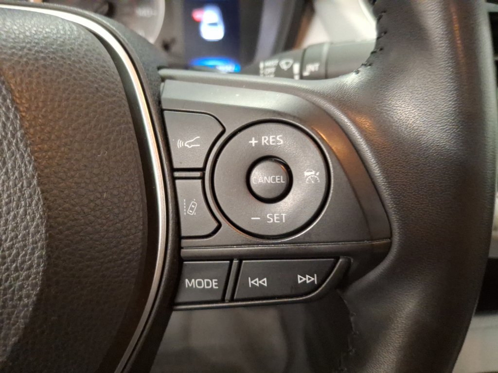 Used 2020 Toyota Corolla SE FWD image 20