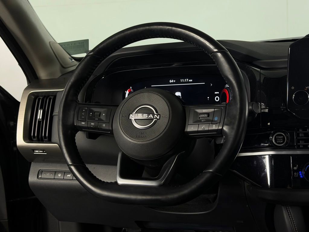 Used 2022 Nissan Pathfinder Platinum w/ Lighting Package (N92) image 14