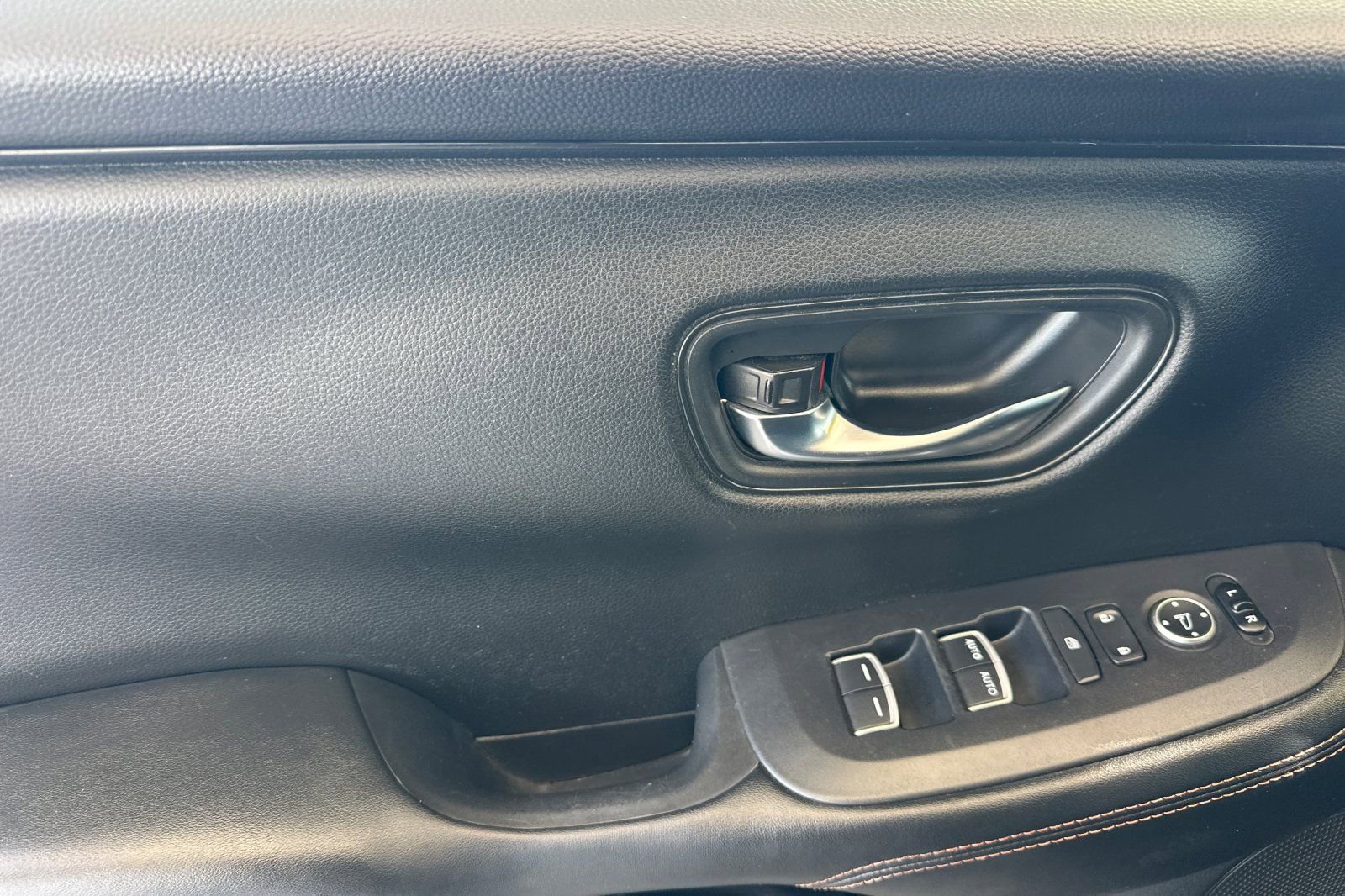 Certified 2023 Honda HR-V Sport image 11