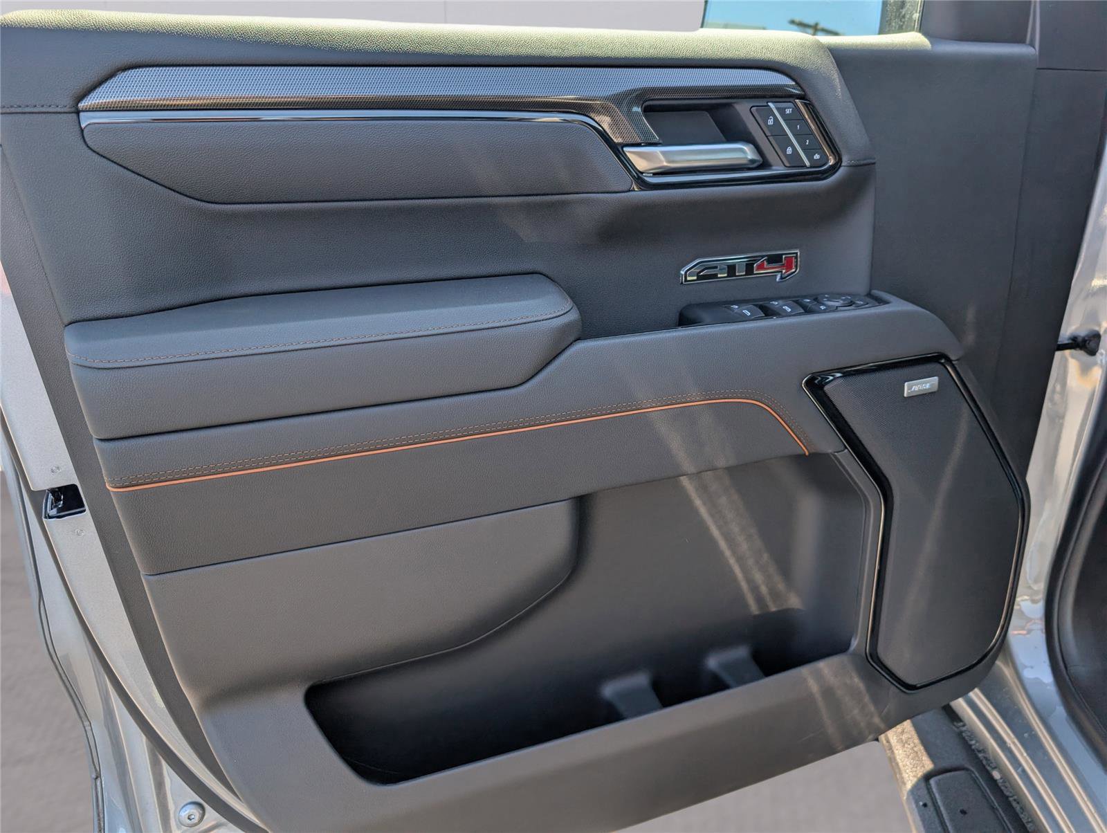 New 2026 GMC Sierra 1500 AT4 w/ AT4 Premium Package AWD/4WD image 28