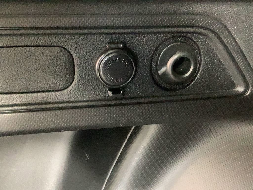 Used 2022 Subaru Forester Premium image 34