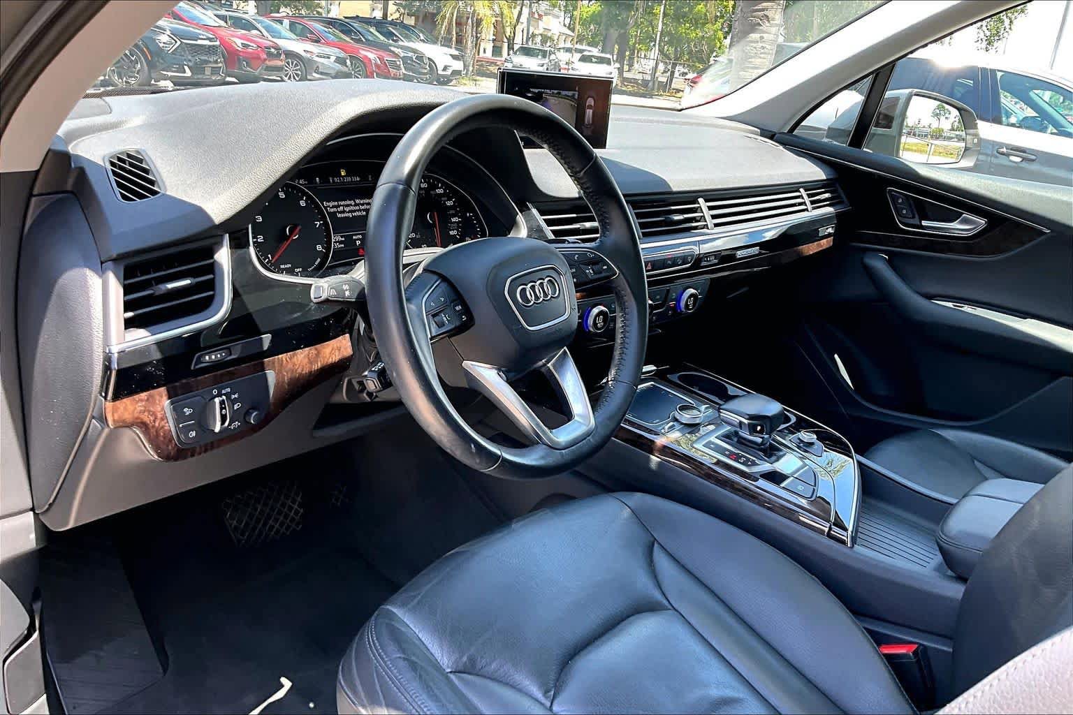 Used 2017 Audi Q7 3.0T Premium Plus AWD/4WD image 18