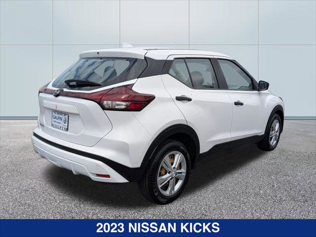 Used 2023 Nissan Kicks S FWD image 5