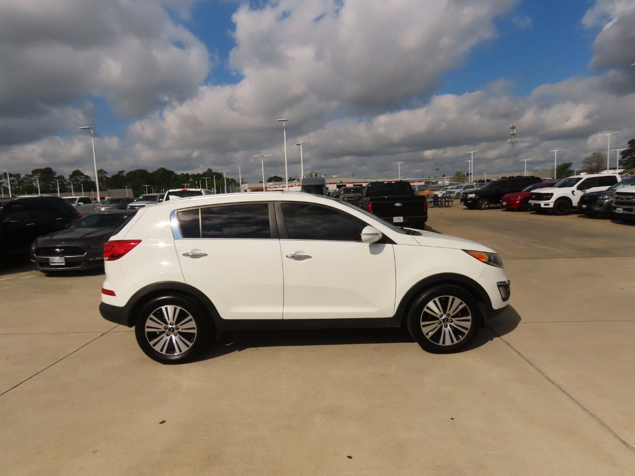 Used 2015 Kia Sportage EX image 10