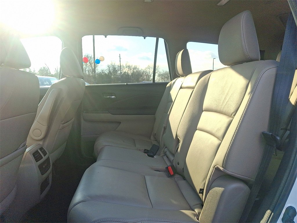 Used 2022 Honda Pilot EX-L image 10