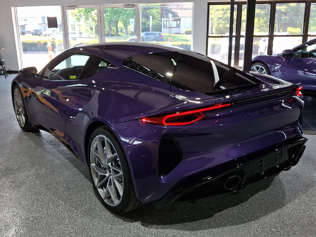 Used 2026 Lotus Emira SE RWD image 3