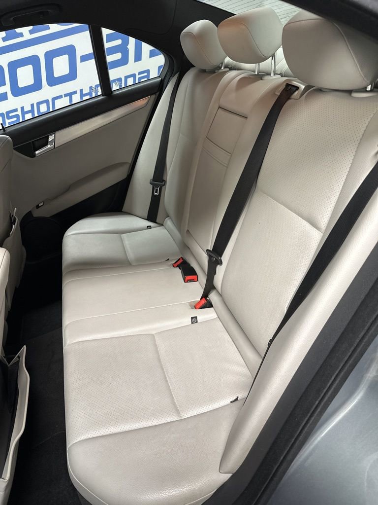 Used 2014 Mercedes-Benz C 250 Sedan image 16
