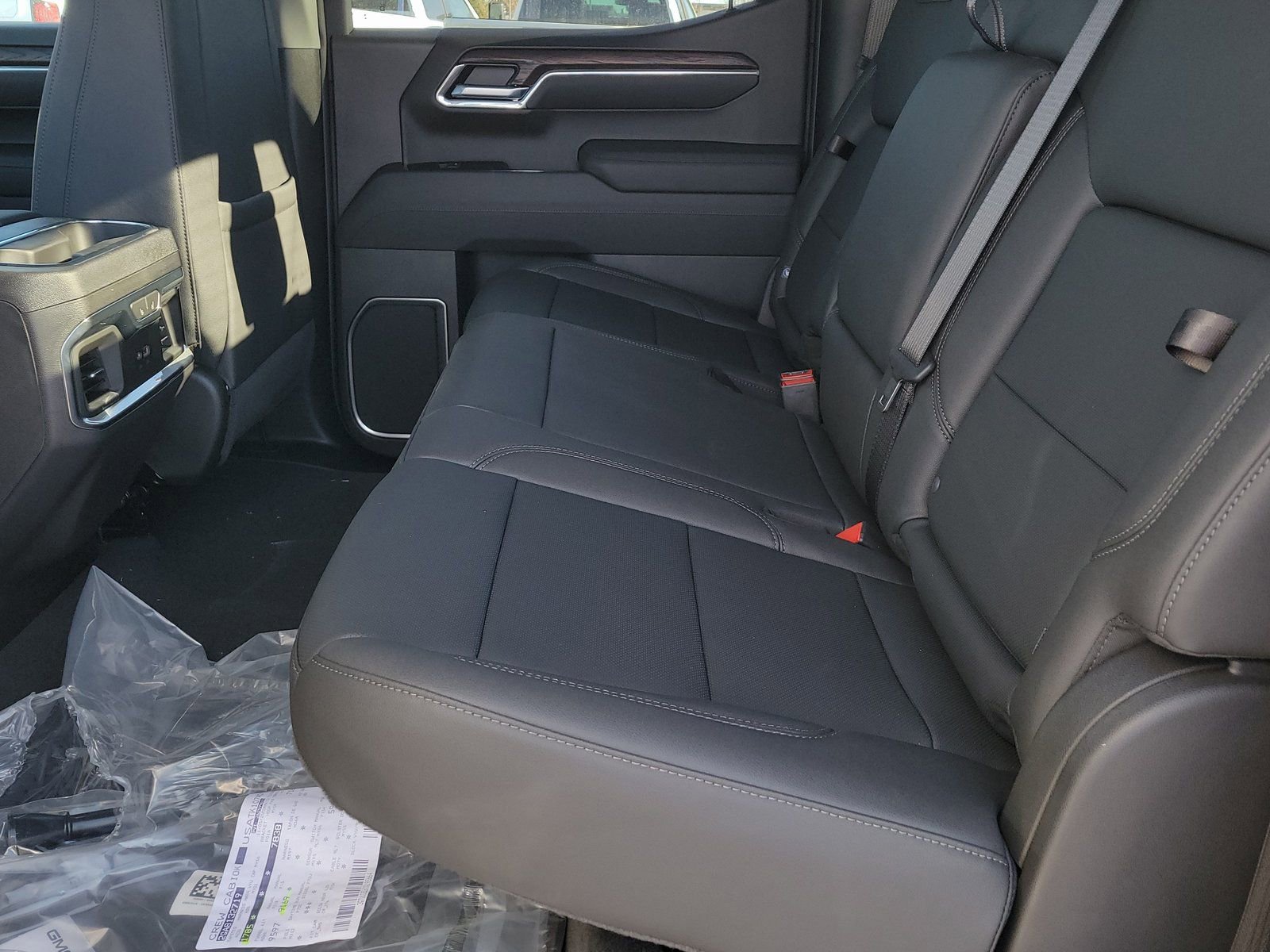 New 2026 GMC Sierra 1500 SLT w/ SLT Premium Package image 7