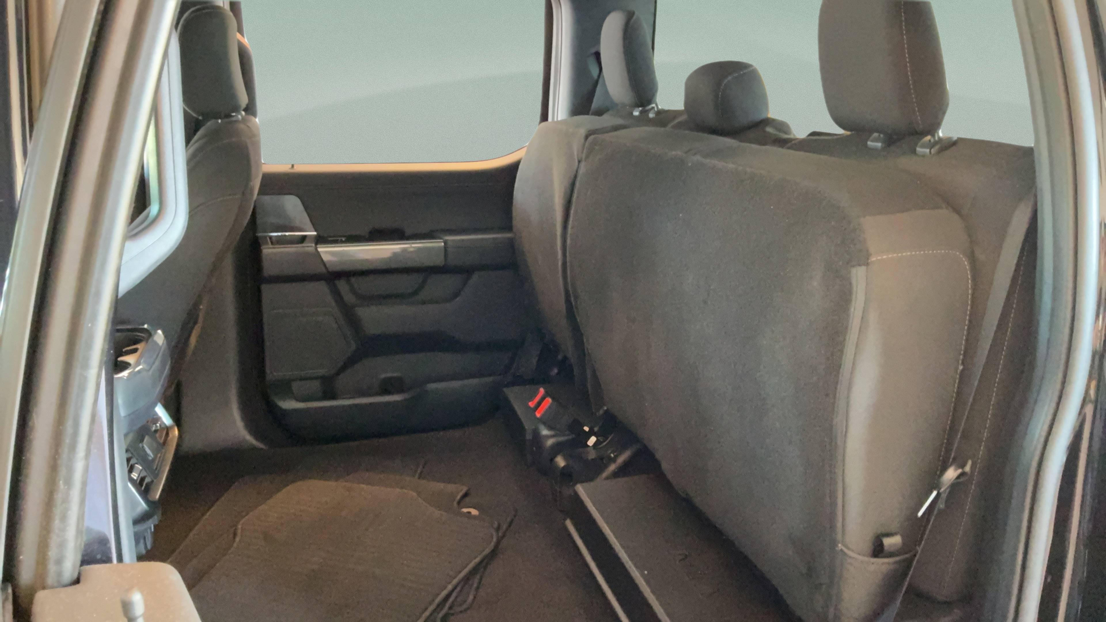 Used 2022 Ford F150 XLT w/ Equipment Group 302A High AWD/4WD image 29