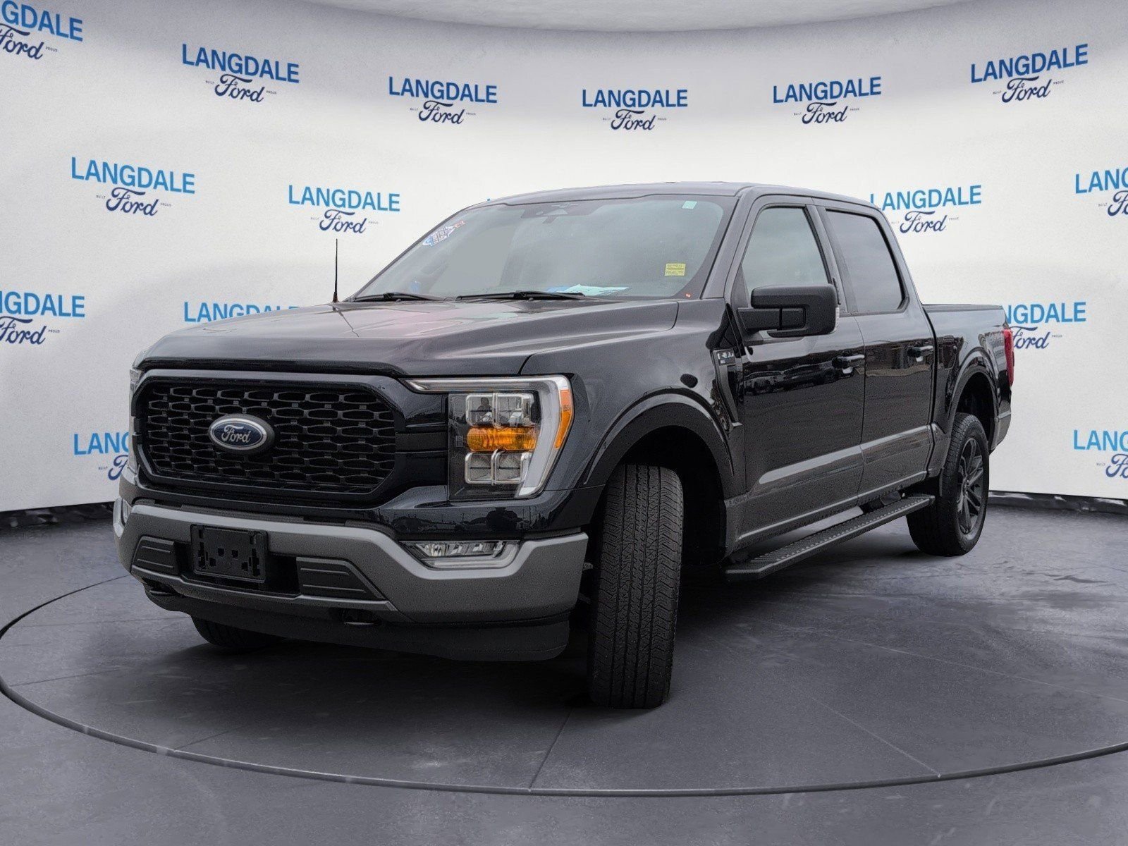 Used 2023 Ford F150 XLT w/ Equipment Group 302A High AWD/4WD image 11