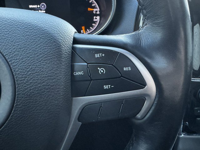 Used 2021 Jeep Grand Cherokee Limited image 24