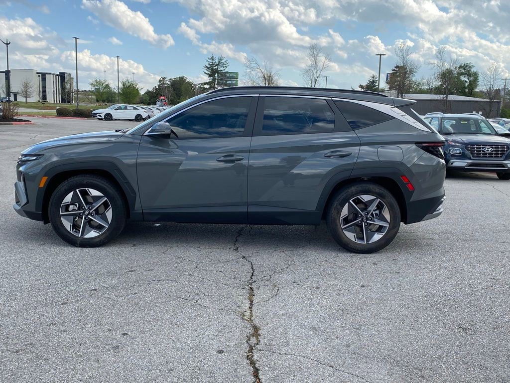 Used 2026 Hyundai Tucson SEL FWD image 4