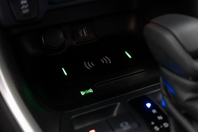 Used 2025 Toyota RAV4 XLE image 26