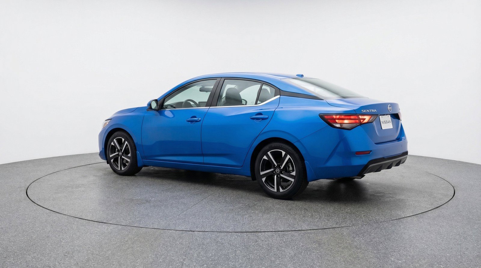 Used 2025 Nissan Sentra SV FWD image 6