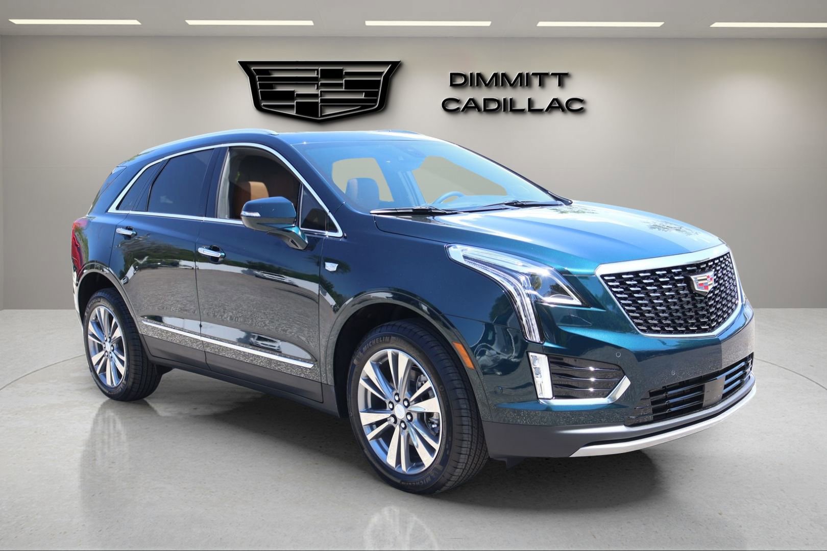 New 2026 Cadillac XT5 Premium Luxury w/ Driver Assist Package AWD/4WD image 7
