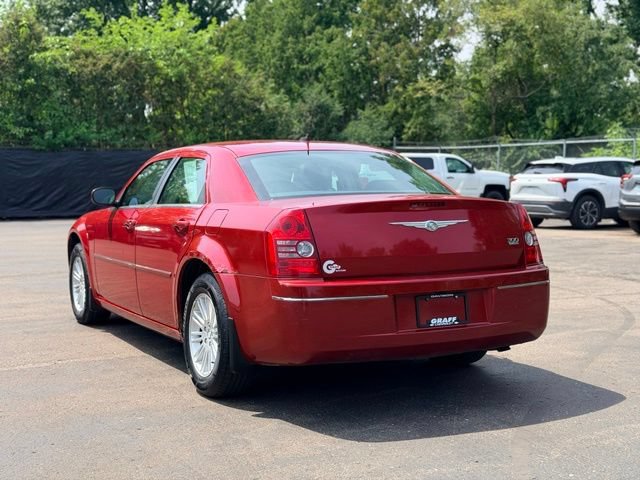 Used 2008 Chrysler 300 Touring w/ Comfort/Convenience Group RWD image 5