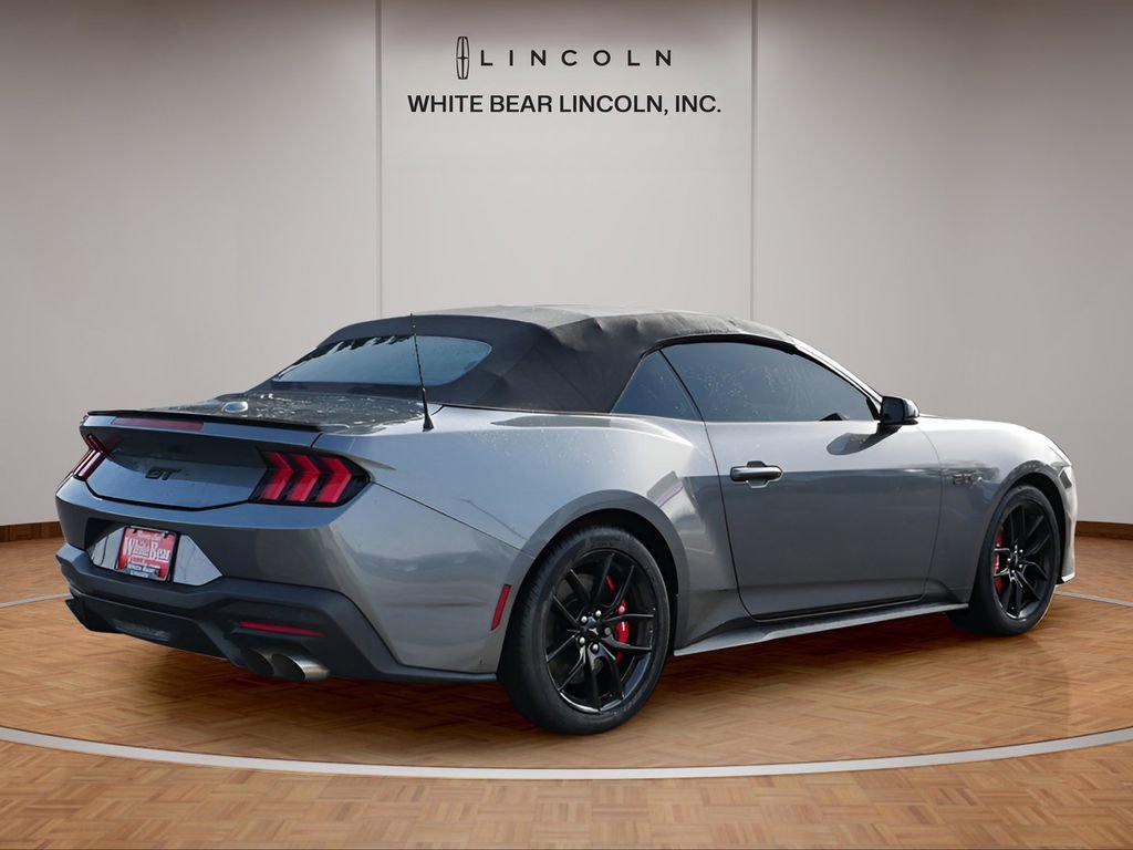 Used 2025 Ford Mustang GT Premium RWD image 5