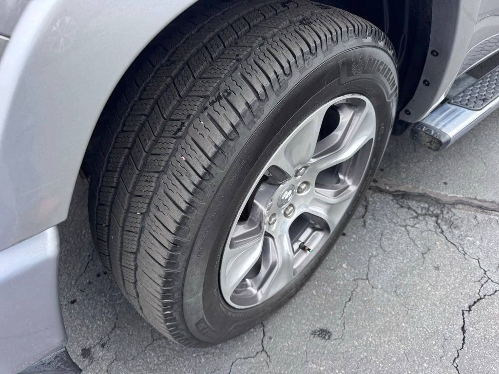 Used 2021 RAM 1500 Laramie w/ Sport Appearance Package AWD/4WD image 16