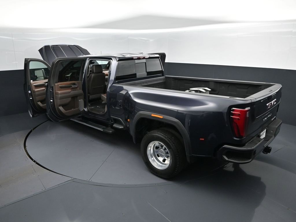 Certified 2024 GMC Sierra 3500 Denali w/ Technology Package image 2