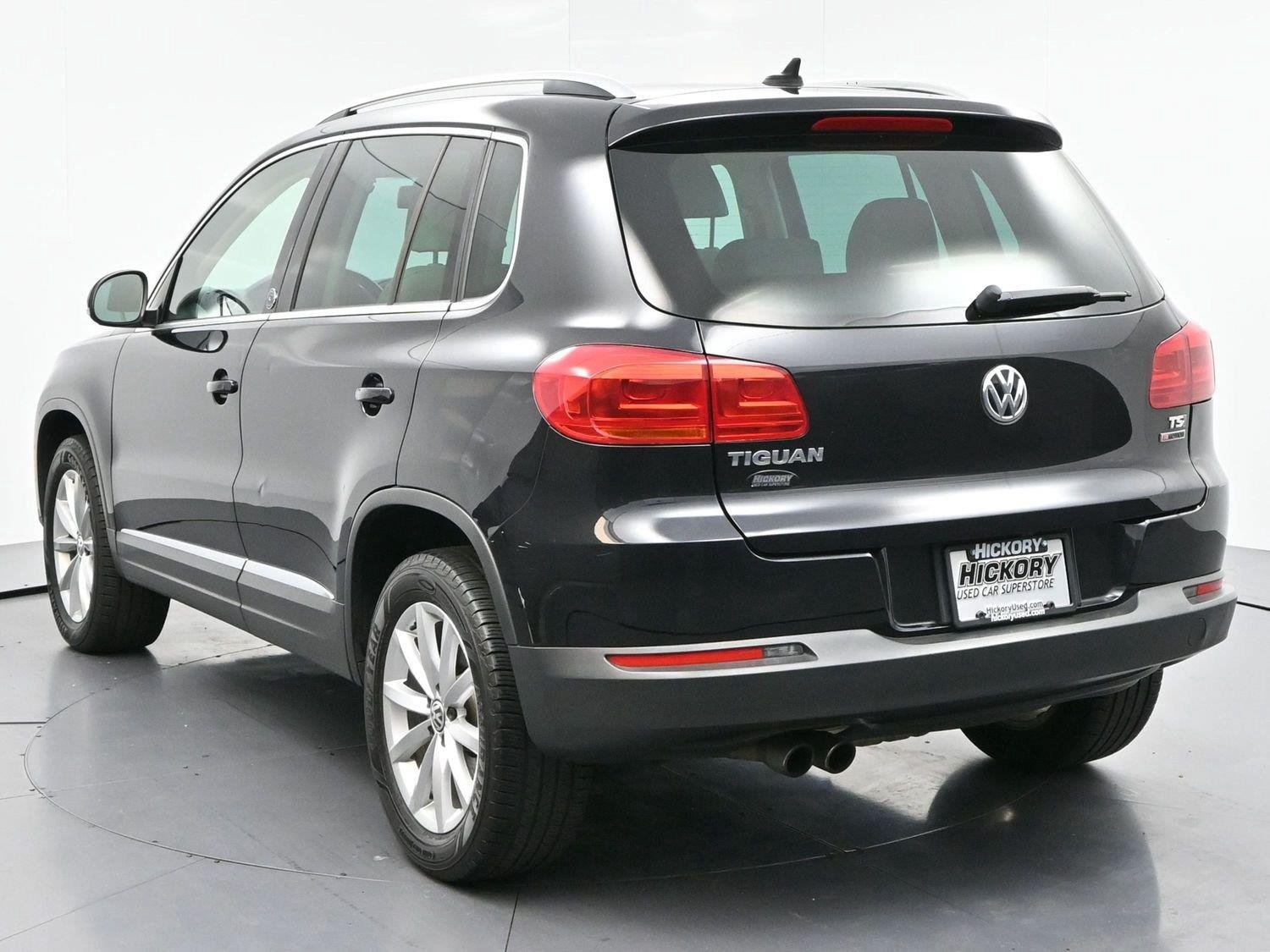 Used 2017 Volkswagen Tiguan Wolfsburg Edition AWD/4WD image 6
