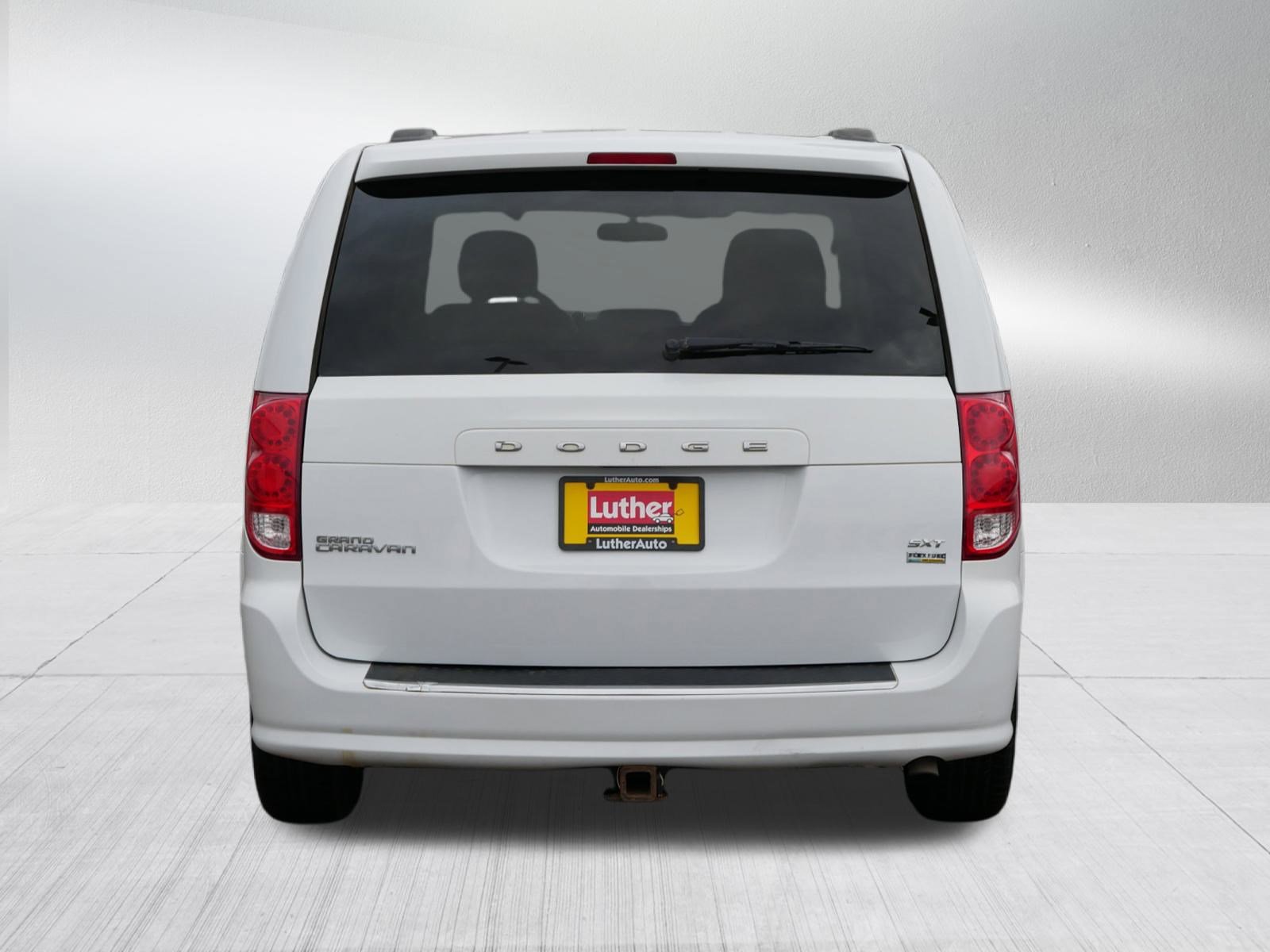 Used 2014 Dodge Grand Caravan SXT image 5