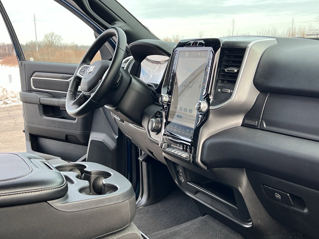 Used 2024 RAM 2500 Big Horn w/ Night Edition image 30