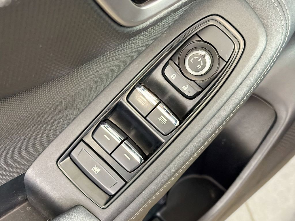 Used 2020 Subaru Forester Premium image 18
