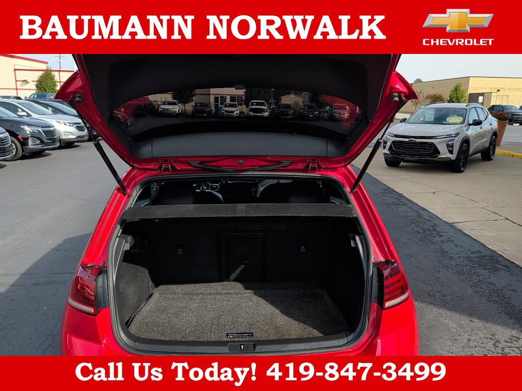 Used 2021 Volkswagen GTI SE FWD image 44