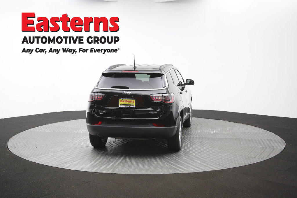 Used 2024 Jeep Compass Latitude AWD/4WD image 40